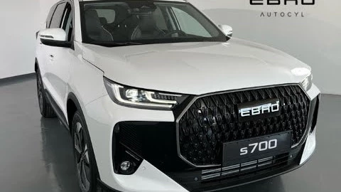 EBRO S700 1.6 TGDI Luxury 7 DCT