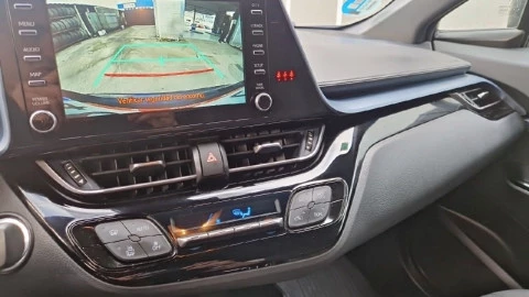 Toyota C-HR 2.0 180H Advance