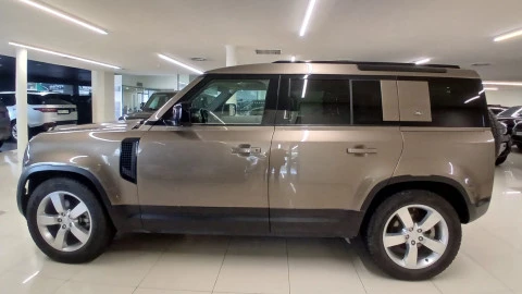 Land Rover Defender 3.0 D200 110 Auto 4WD MHEV