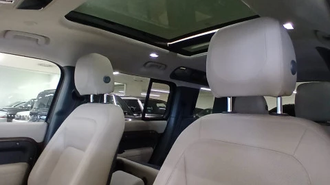 Land Rover Defender 3.0 D200 110 Auto 4WD MHEV