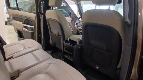 Land Rover Defender 3.0 D200 110 Auto 4WD MHEV