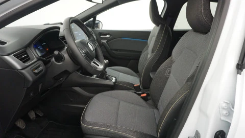 Renault Captur techno Eco-G 100cv (74 kW)