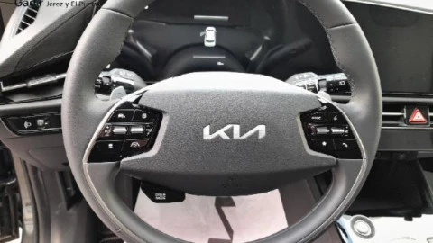 Kia Niro 1.6 GDi PHEV 135kW (183CV) Drive