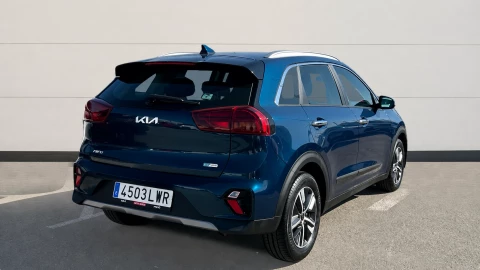 Kia Niro 1.6 GDi HEV 104kW (141CV) Drive Kia Niro 1.6 GDi HEV 104kW (141CV) Drive