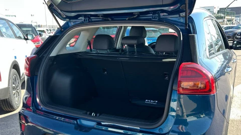 Kia Niro 1.6 GDi HEV 104kW (141CV) Drive Kia Niro 1.6 GDi HEV 104kW (141CV) Drive