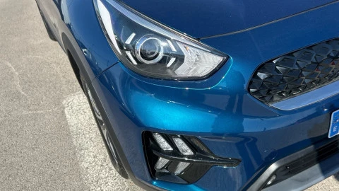 Kia Niro 1.6 GDi HEV 104kW (141CV) Drive Kia Niro 1.6 GDi HEV 104kW (141CV) Drive