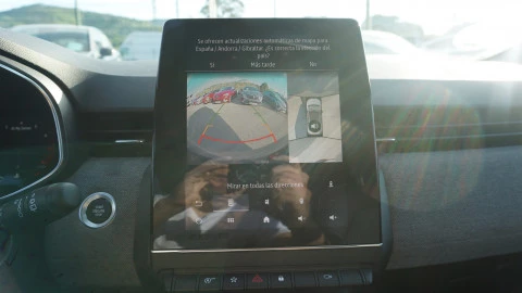 Renault Clio Techno TCe 90 (67kw)