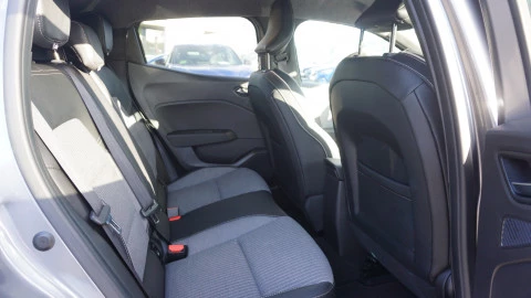 Renault Clio Techno TCe 90 (67kw)