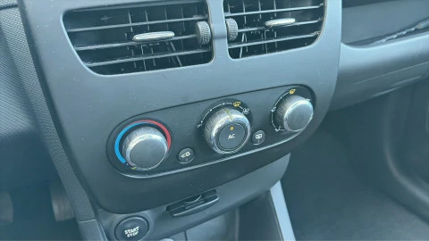 Renault Clio   1.2 Business
