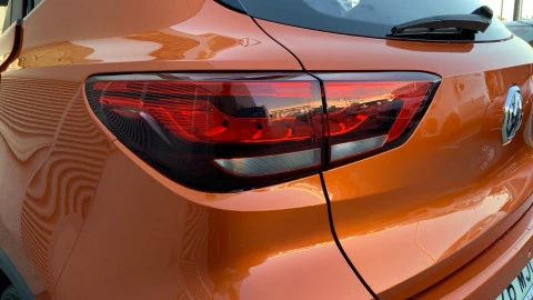 MG ZS 1.0T Luxury Auto