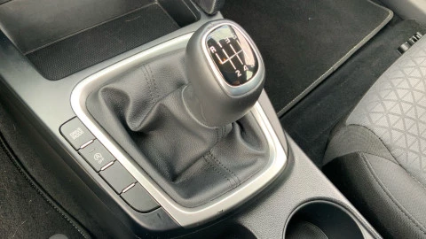 Kia Ceed 1.6 MHEV iMT 100kW (136CV) Concept