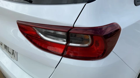 Kia Ceed 1.6 MHEV iMT 100kW (136CV) Concept