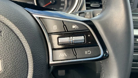 Kia Ceed 1.6 MHEV iMT 100kW (136CV) Concept