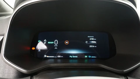 Renault Clio Techno full hybrid E-Tech 145 (103Kw)