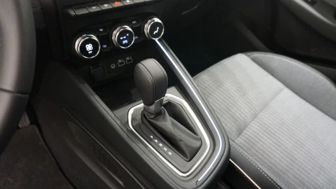 Renault Clio Techno full hybrid E-Tech 145 (103Kw)