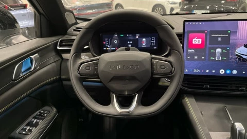 Lynk & Co 01 1.5 PHEV More 203 kW (276 CV)