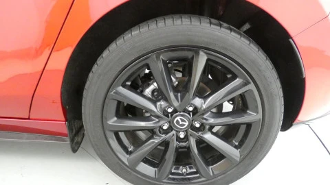 Mazda3  2.0 e-Skyactiv-G Homura 90kW