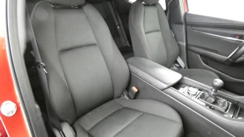 Mazda3  2.0 e-Skyactiv-G Homura 90kW
