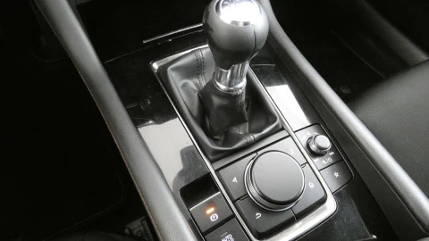 Mazda3  2.0 e-Skyactiv-G Homura 90kW