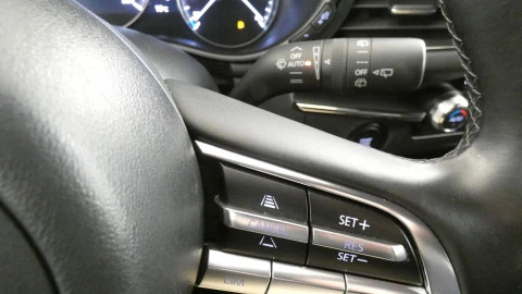 Mazda3  2.0 e-Skyactiv-G Homura 90kW
