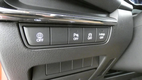 Mazda3  2.0 e-Skyactiv-G Homura 90kW