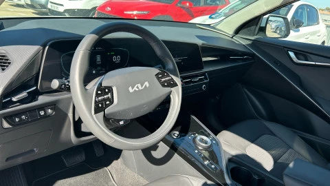 Kia Niro 1.6 GDi HEV 104kW (141CV) Drive