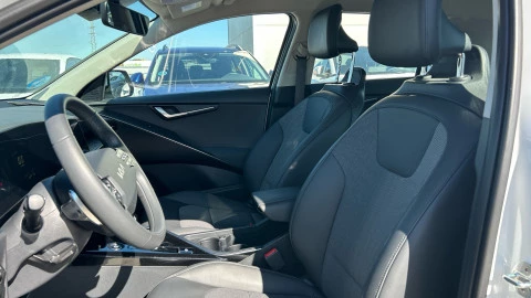 Kia Niro 1.6 GDi HEV 104kW (141CV) Drive