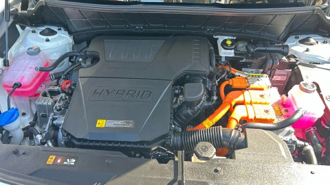 Kia Niro 1.6 GDi HEV 104kW (141CV) Drive