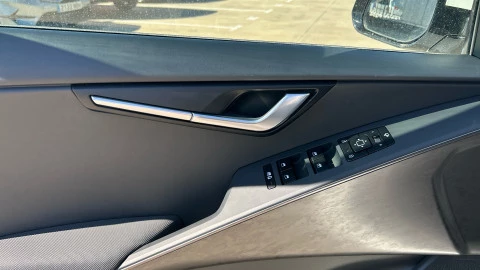 Kia Niro 1.6 GDi HEV 104kW (141CV) Drive