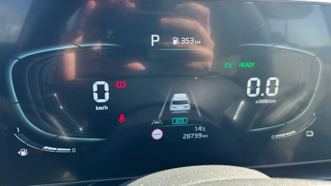 Kia Niro 1.6 GDi HEV 104kW (141CV) Drive