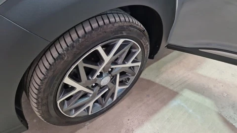 Hyundai Kona 1.6 GDI HEV Style Sky DCT