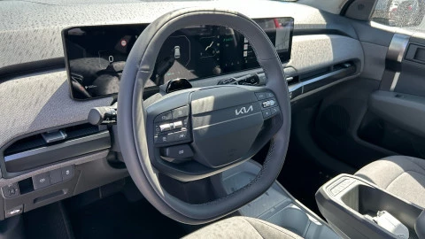 Kia EV3 Earth Long Range