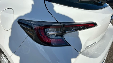 Toyota Corolla 1.8 125H ACTIVE TECH E-CVT