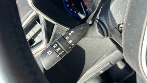 Toyota Corolla 1.8 125H ACTIVE TECH E-CVT