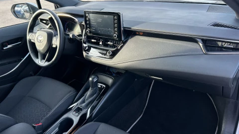 Toyota Corolla 1.8 125H ACTIVE TECH E-CVT