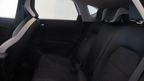 Renault Captur FAST TRACK