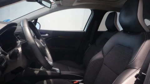 Renault Captur FAST TRACK