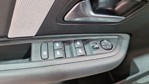Citroën C4 Hybrid 145 ë-DCS6 Max