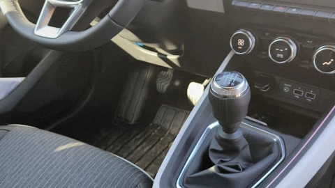 Renault Clio BERLINA CON PORTÓN 1.6 E-TECH TECHNO 143 5P