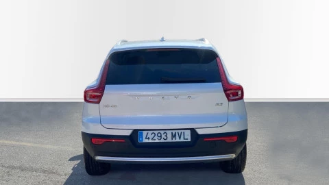 Volvo XC40 2.0 B3 G Core Auto