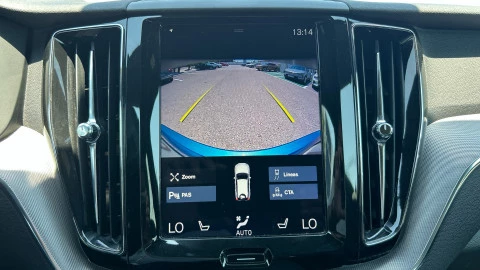 Volvo XC60 2.0 D4 R-Design Auto