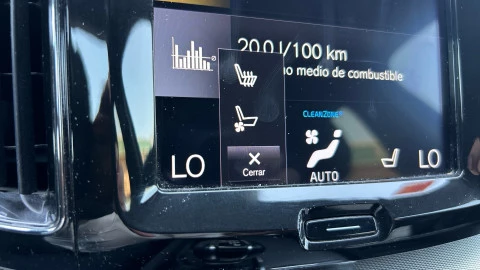 Volvo XC60 2.0 D4 R-Design Auto