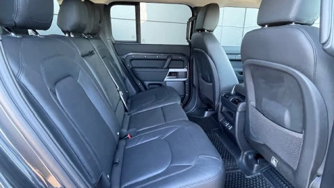 Land Rover Defender 2.0 Si4 404 SE 110 Auto 4WD PHEV