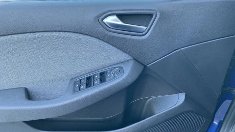 Renault Clio Techno TCe 90 (67kw)
