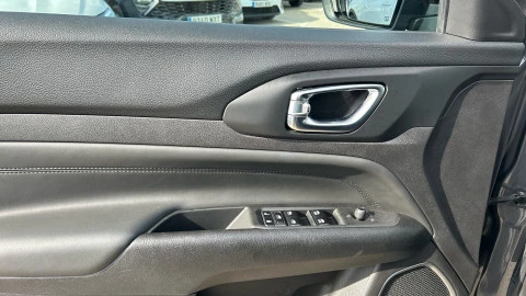 Jeep Compass eHybrid 1.5 MHEV 96kW Limited Dct