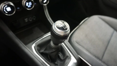 Renault Captur Zen TCe 140CV GPF Micro Híbrido