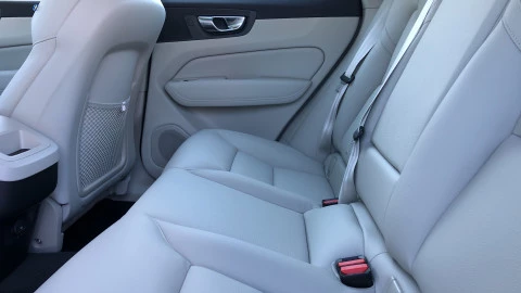 Volvo XC60 2.0 B4 G Core Pro Auto