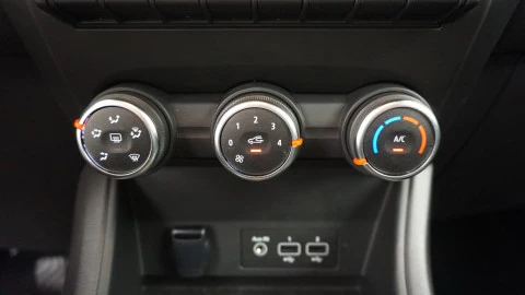 Renault Captur equilibre TCe 67kW (90CV)