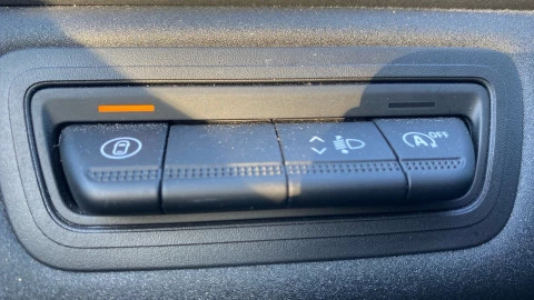 Renault Captur techno Eco-G 100cv (74 kW)