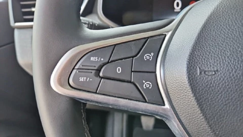 Renault Clio Evolution TCe 90 (67kw)